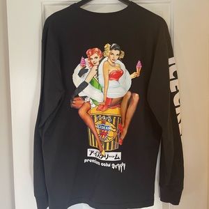 Ice cream Graphic tee size medium